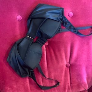 Agent Provocateur Jena Bra 36D black satin hook eye closure front and back